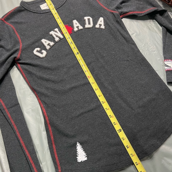 Vintage Collection super soft Canada Long sleeve T shirt. Medium - Picture 13 of 14